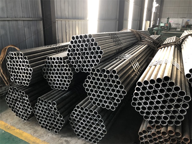 黔南小口径厚壁无缝钢管