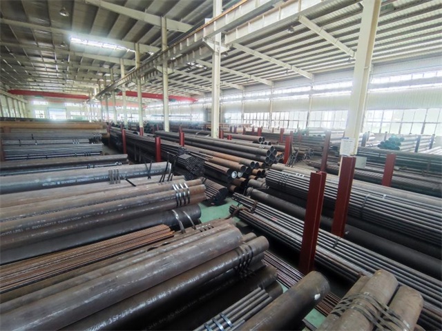 黔南15CrMoG高压锅炉用无缝钢管